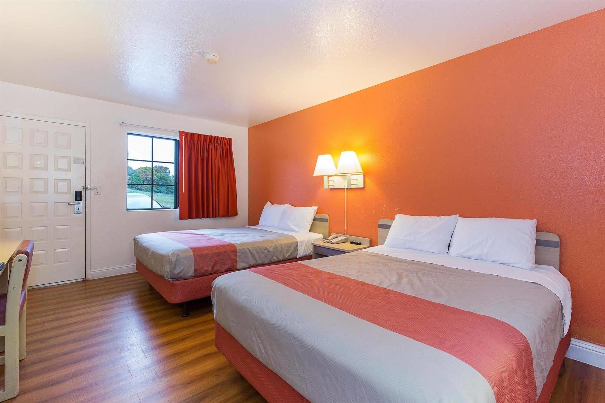Motel 6 Vallejo - Maritime North Dış mekan fotoğraf