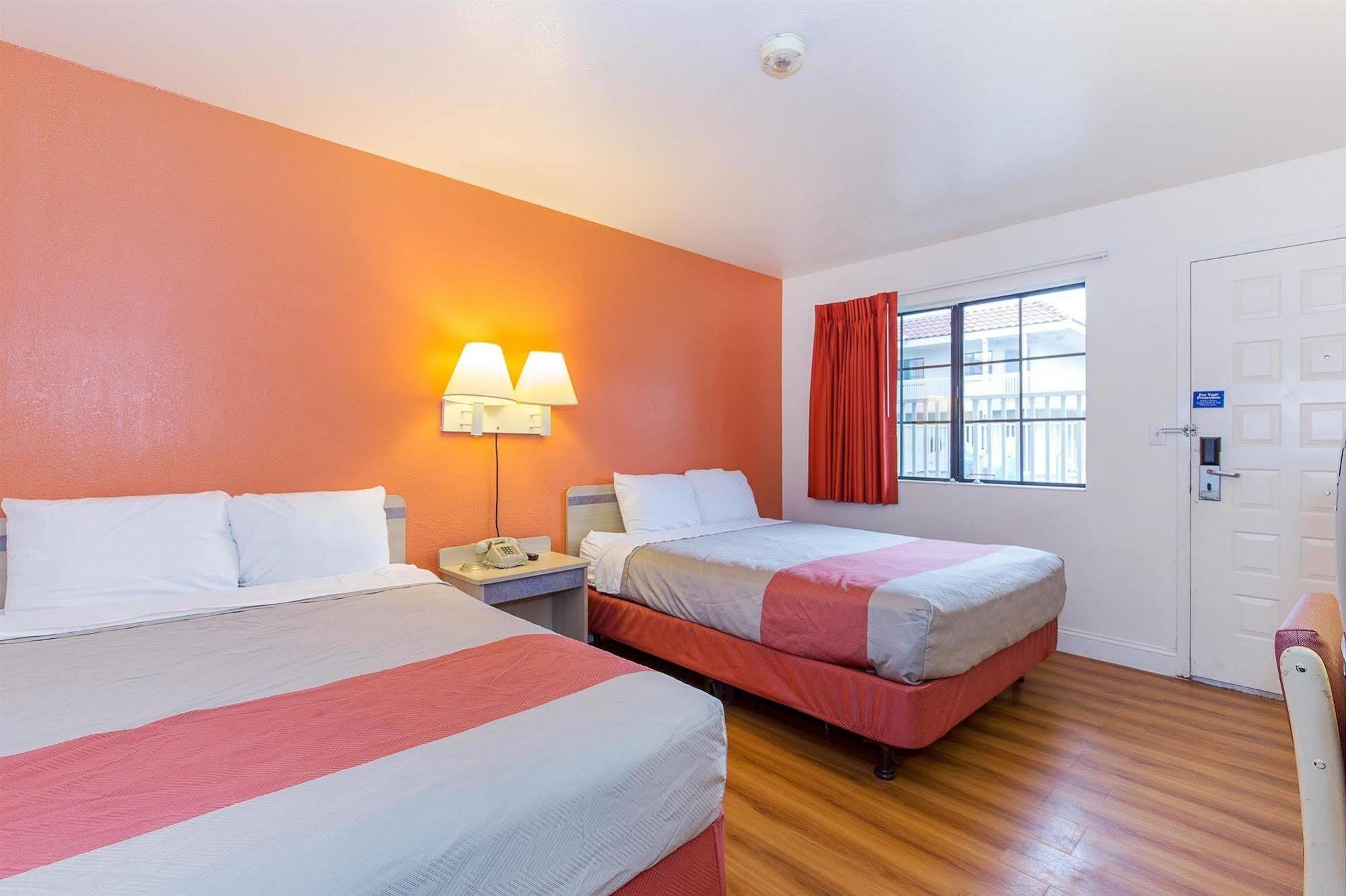 Motel 6 Vallejo - Maritime North Dış mekan fotoğraf